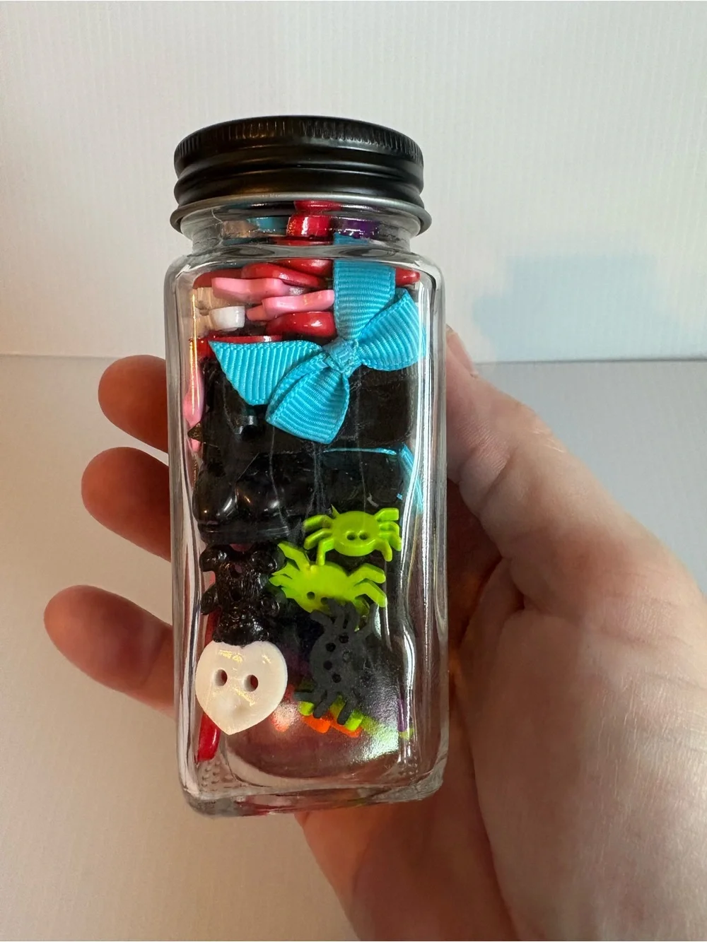 Fun Glass Jar Full of Buttons - Spiders Hearts Bats Bows Teddy Bears +